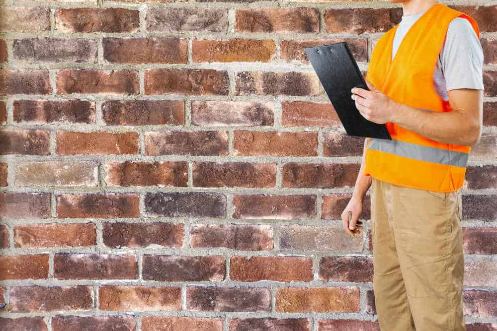Can I Get a Surveyor to Fight My Corner—And Who Pays for That Stockport?